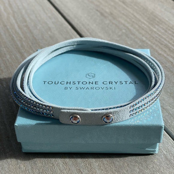 Wrap-Star Bracelet, Powder Blue - Picture 3 of 5